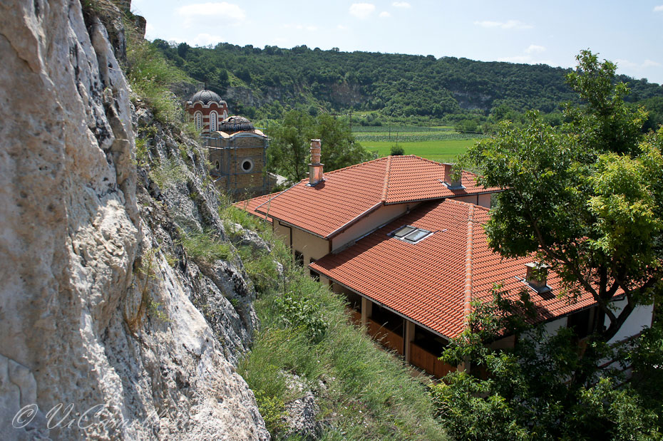 Болгария. Басарбовский скальный монастырь