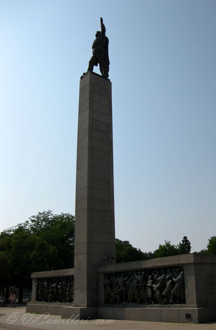 Болгария, Бургас. Памятник русскому солдату