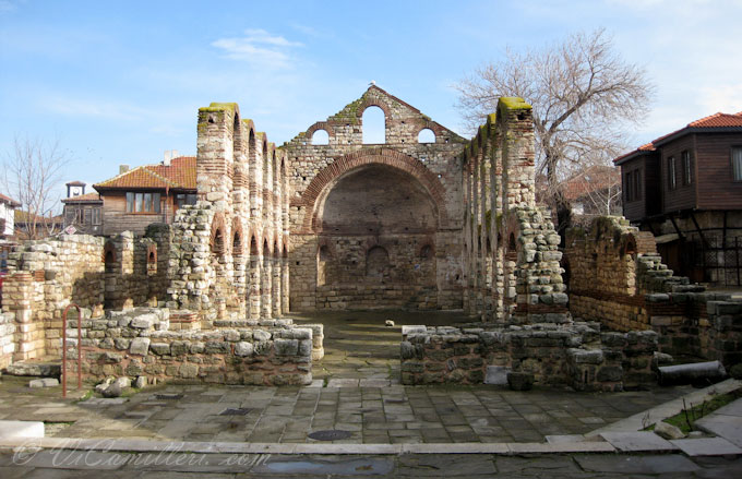Болгария. Несебр. Церковь Святой Софии