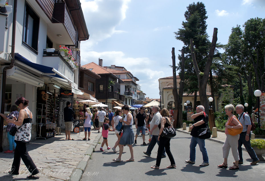 Болгария. На улицах Старого Несебра