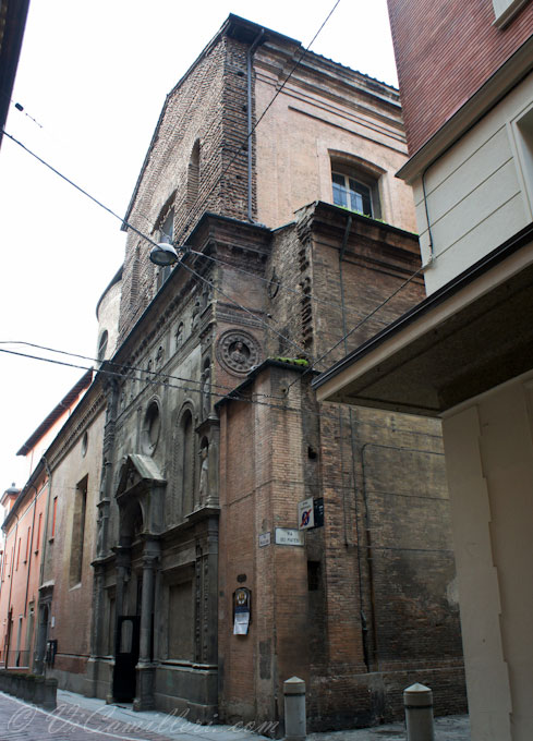 Bologna. Chiesa Madonna di Galliera
