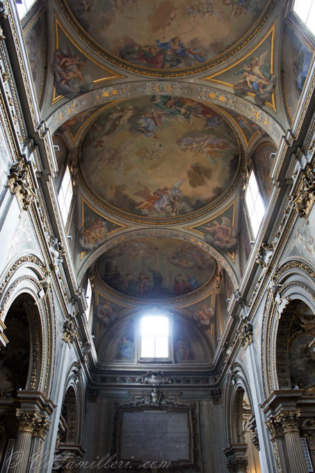 Bologna. Chiesa Madonna di Galliera