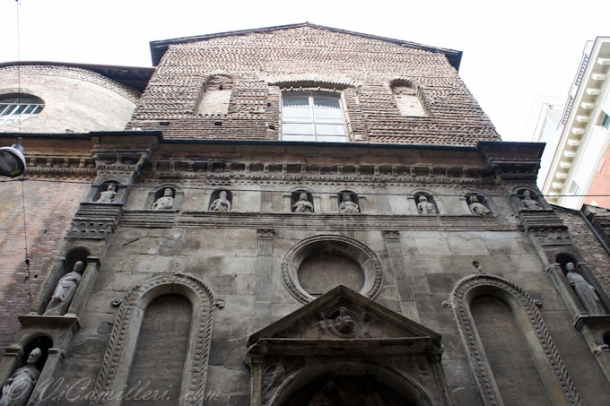 Bologna. Chiesa Madonna di Galliera