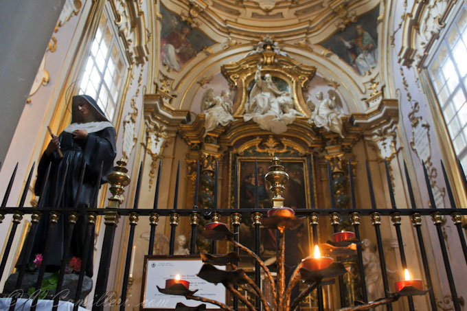 Bologna. Chiesa Madonna di Galliera