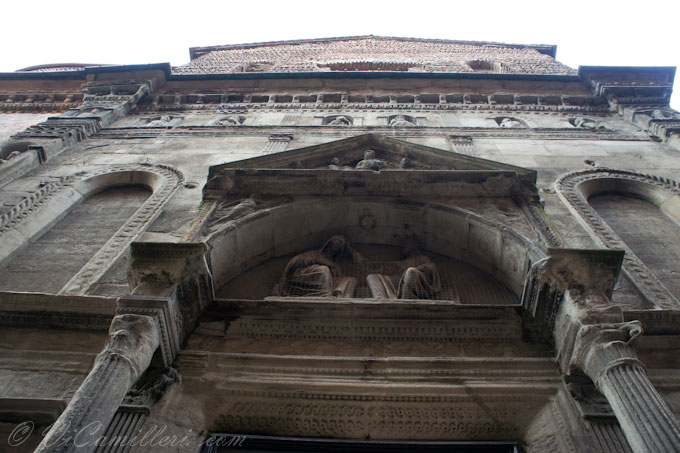 Bologna. Chiesa Madonna di Galliera