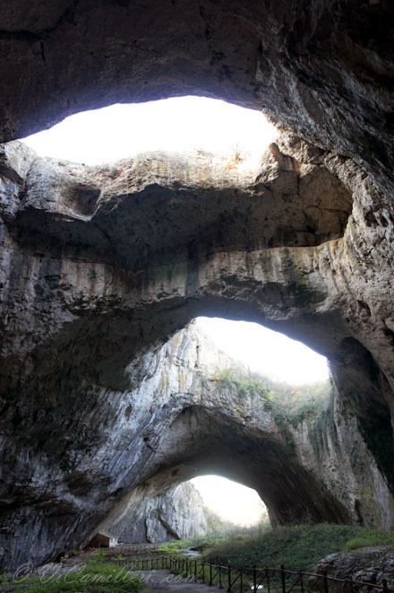 Болгария. Пещера Деветашка