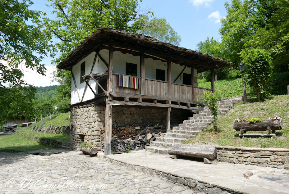 Болгария. Этнографический комплекс Этыр