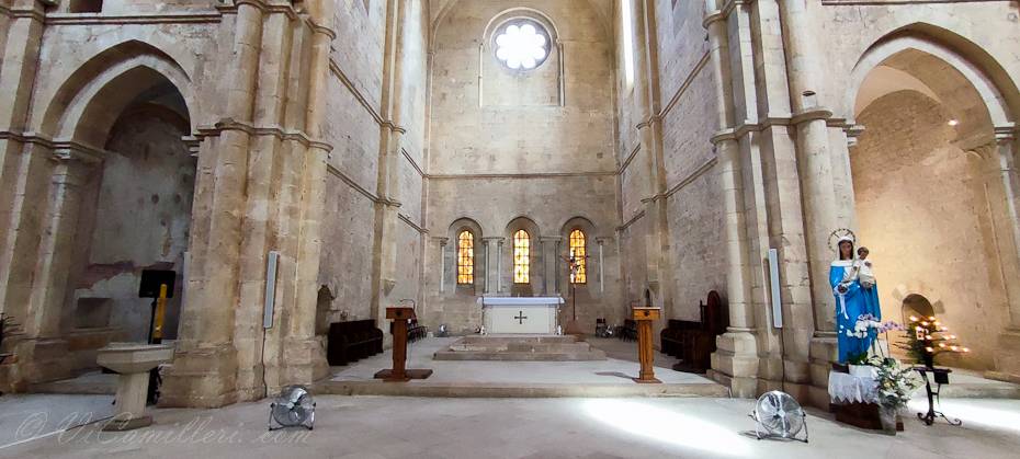Монастырь Фоссанова (Abbazia di Fossanova)