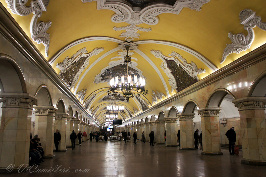 Московское метро. Станция Комсомольская кольцевая