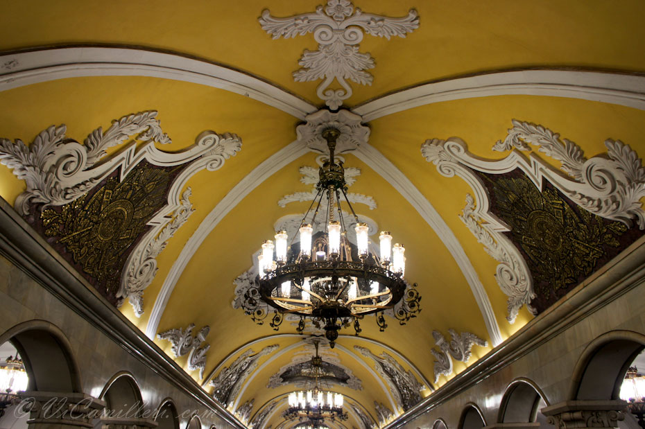 Москва. Станция метро Комсомольская