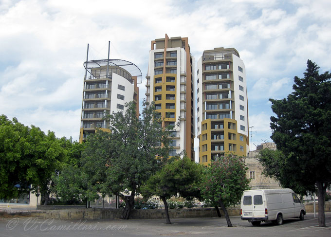 Мальта. Паола. Новые дома