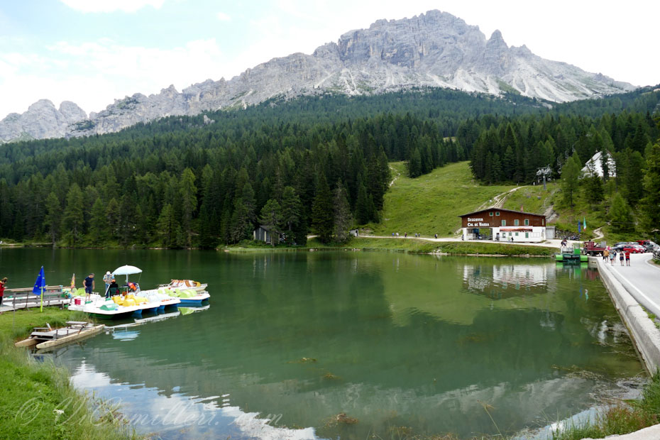 Альпийское озеро Мизурина (Lago di Misurina)