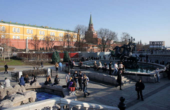 Москва. У стен Кремля
