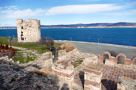 Болгария, Старый Несебр. Базилика Элеуса