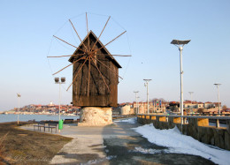 Болгария. Старый Несебр зимой