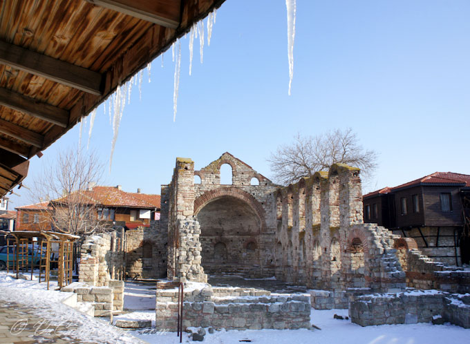 Болгария Старый Несебр зимой