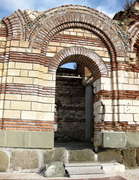 Болгария. Несебр. Церковь Св. Йоан Алитургетос
