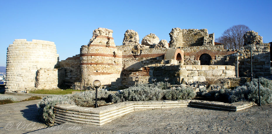 Болгария. Старый Несебр зимой