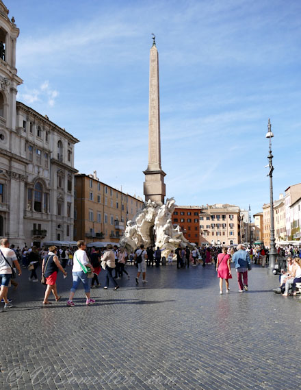 Пьяцца Навона (Piazza Navona), фонтан Четырех Рек