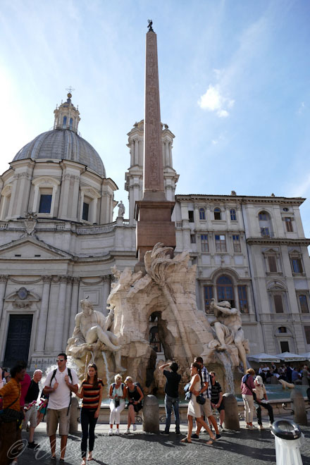 Пьяцца Навона (Piazza Navona), фонтан Четырех Рек
