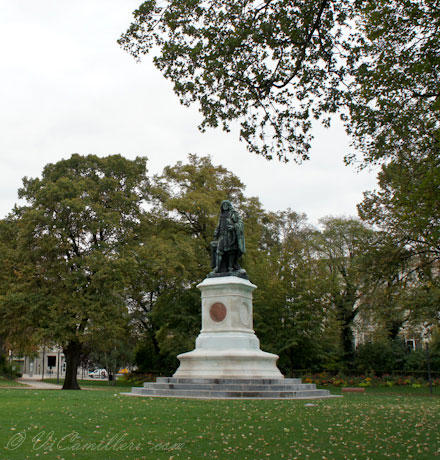 Франция. Реймс. Осенний парк
