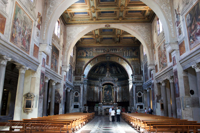 Италия, Рим. Церковь Святой Пракседы (Basilica di Santa Prassede)
